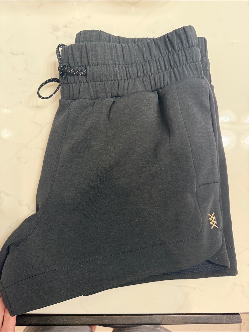 RHONE shorts size m